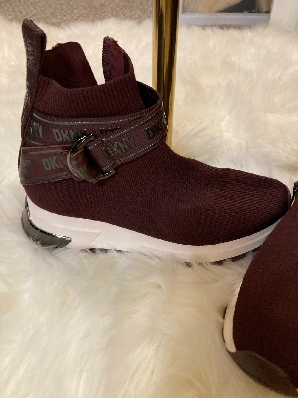 DKNY Men's Burgundy Slip-On Knit Zip Sneakers with White Sole